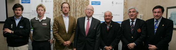 Javier Ínsula, Jason Floyd, Iñaki Aranguren, Manuel Herrando, Ángel Gallardo, Gonzaga Escauriaza y Juan Carlos Galindo (foto de Martín Gutiérrez)