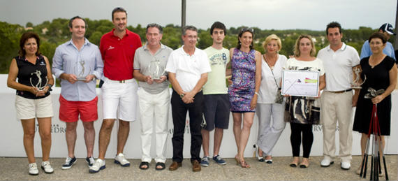 Imagen del artículo Rotundo éxito del Torneo de Golf Benéfico Murviedro