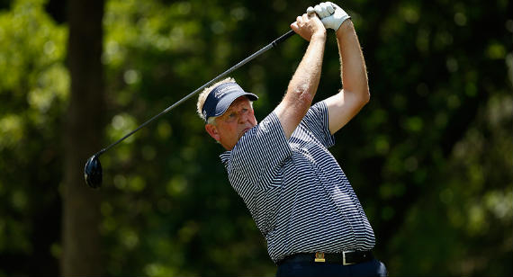 Imagen del artículo Montgomerie domina en un infierno de calor y humedad